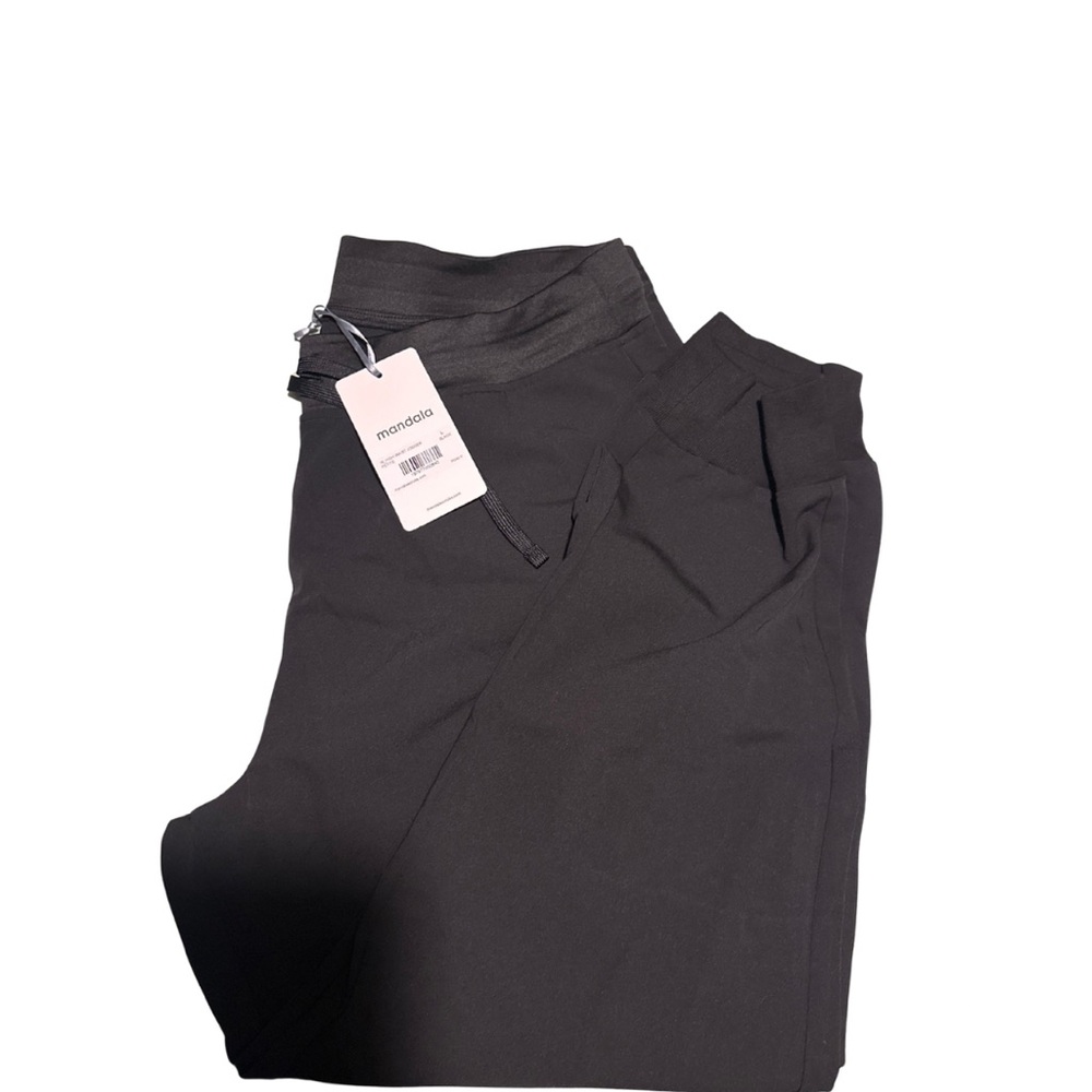 Black Petite Jogger Scrubs by Mandala